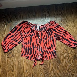 NWOT Women’s Small L8ter Blouse